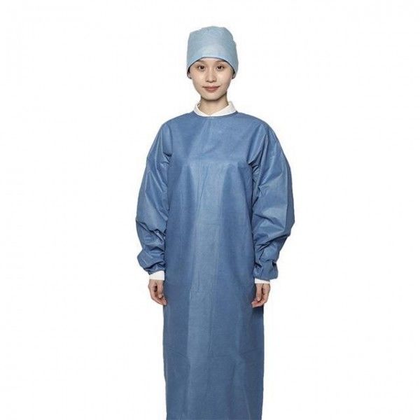 O teatro descartável do grupo 50gsm de Signo veste-se/vestido paciente da cirurgia